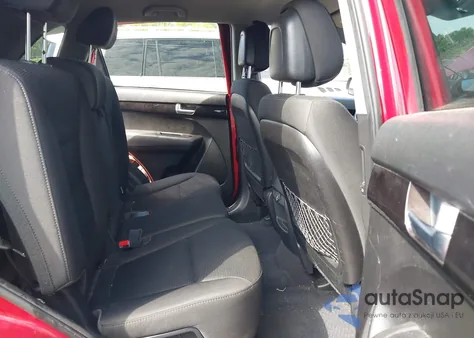 2014 Kia Sorento Lx z USA, uszkodzony, nr VIN 5XYKT3A65EG512942